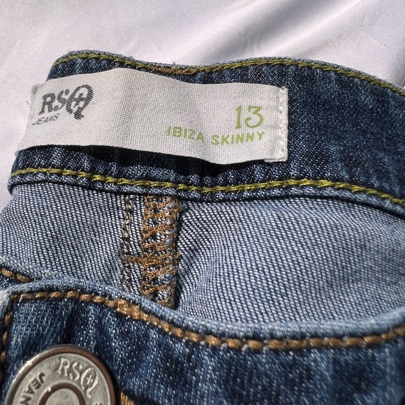 RSQ • Ripped Skinny Jeans - Picture 4 of 4